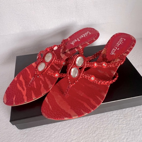 Golden Peak Red Size 8 - Picture 1 of 4